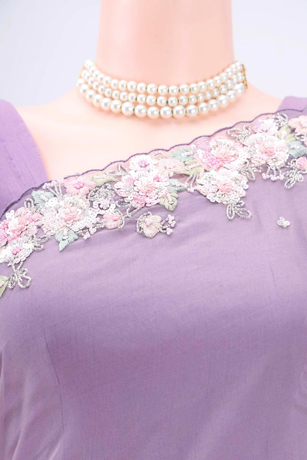 Organza Saree – Dusty Lavender with Floral Embroidery
